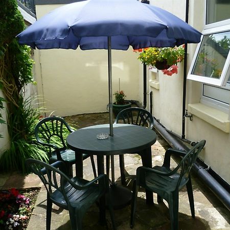 Sandy Bay Guest House 본머스 외부 사진