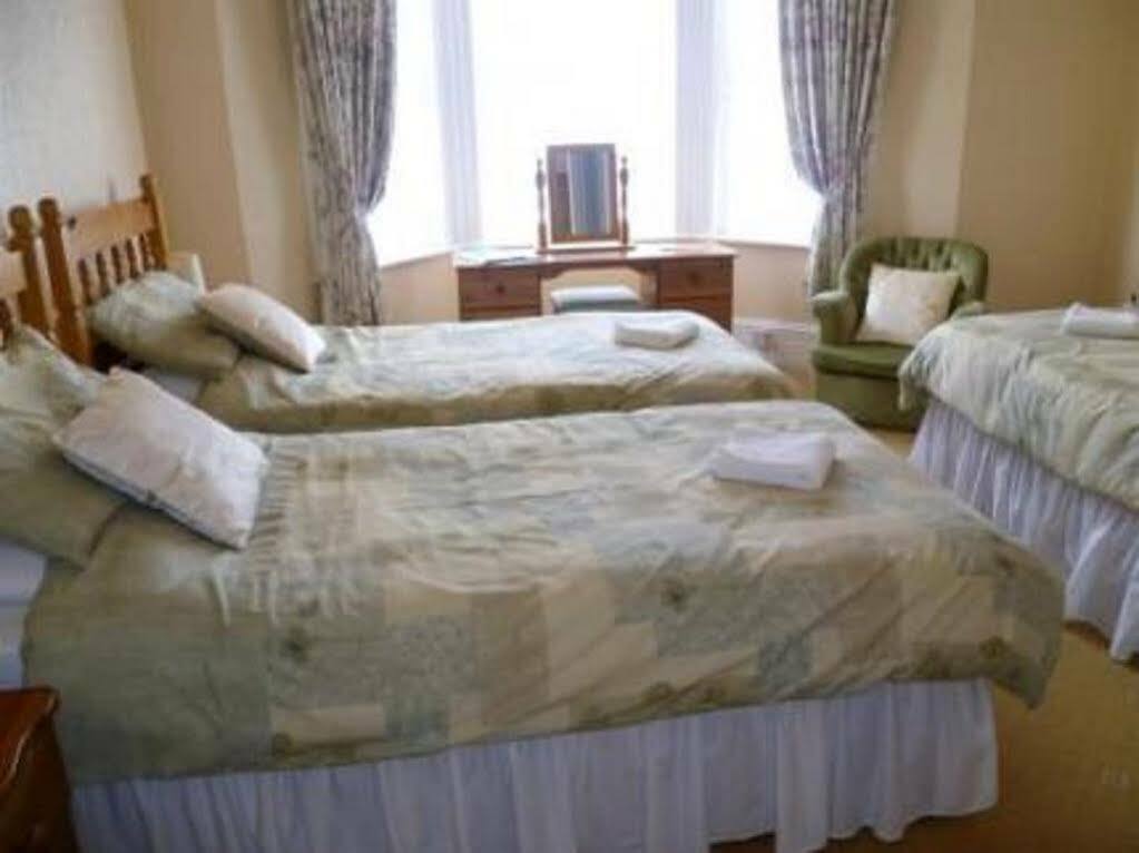 Sandy Bay Guest House 본머스 외부 사진